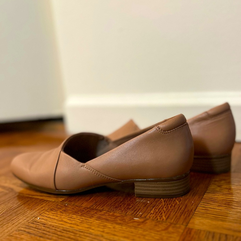 Clarks loafers, size 6.5 warm tan